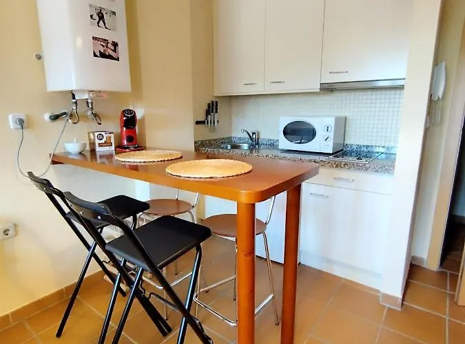 公寓 Arttyfal Con Parking Y Wifi By Surynieve