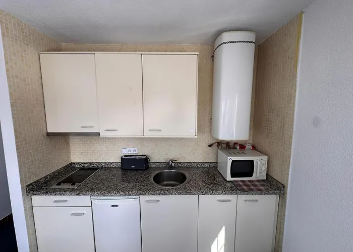 公寓 Arttyfal Con Parking Y Wifi By Surynieve